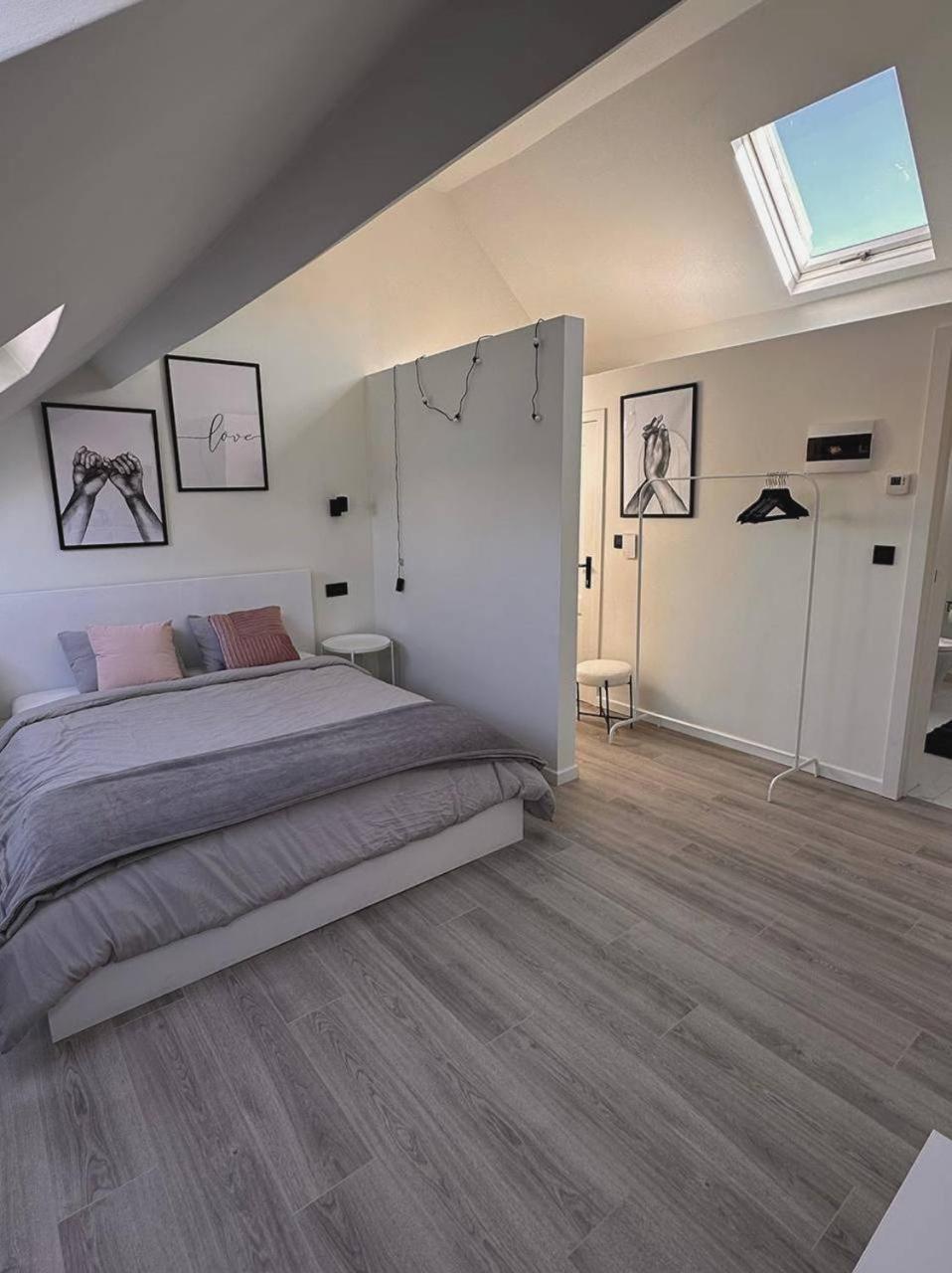 Skyroof A Ixelles - Viaduc Apartman Brüsszel Kültér fotó